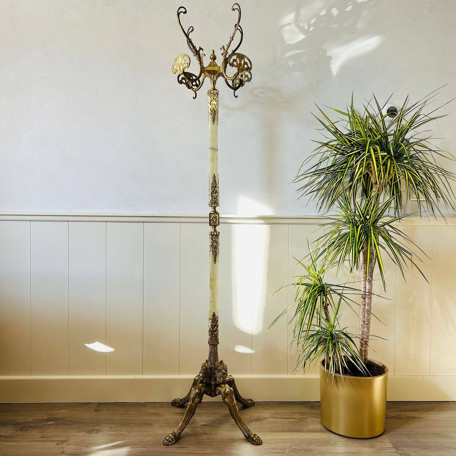 Hollywood Regency Style, Entryway Tree Standing Rack, Beautiful Italian Marble Hallway Rack