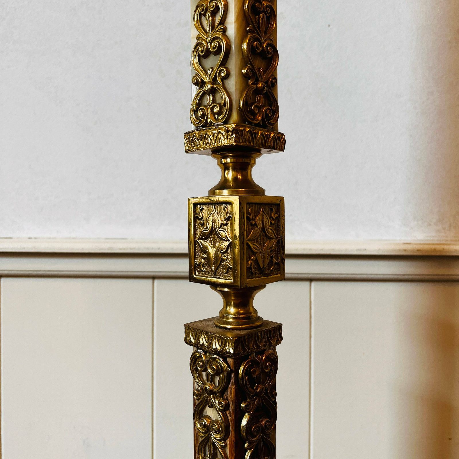 Hollywood Regency Style, Entryway Tree Standing Rack, Beautiful Italian Marble Hallway Rack photo buy
