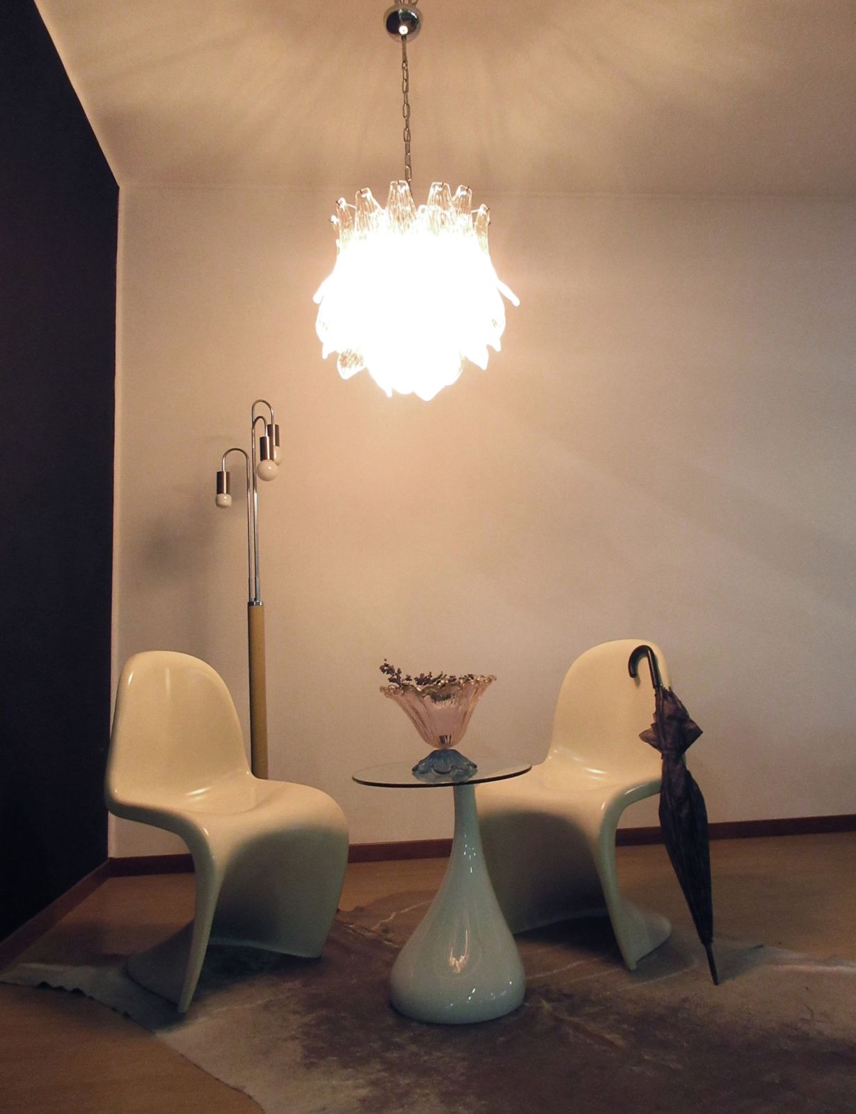 photo furniture Italian Vintage Murano Glass Chandelier   38 Pink Glasses