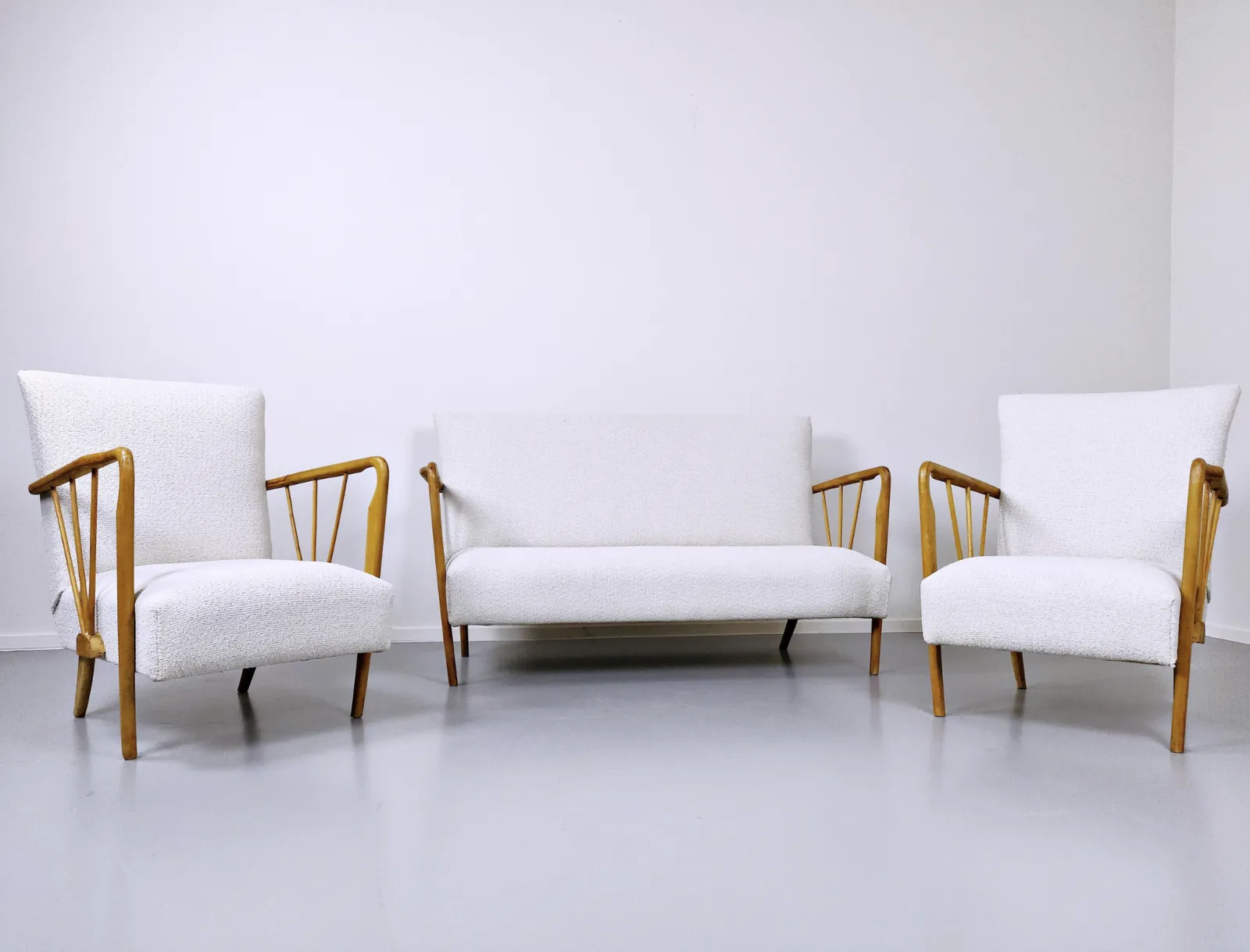 Mid Century Modern Italian Sofa In Style Of Paolo Buffa, White Fabric photo furniture