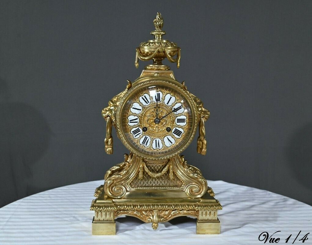 Bronze Clock, Signed G.Philippe Palais Royal – 1870 photo Home Decor