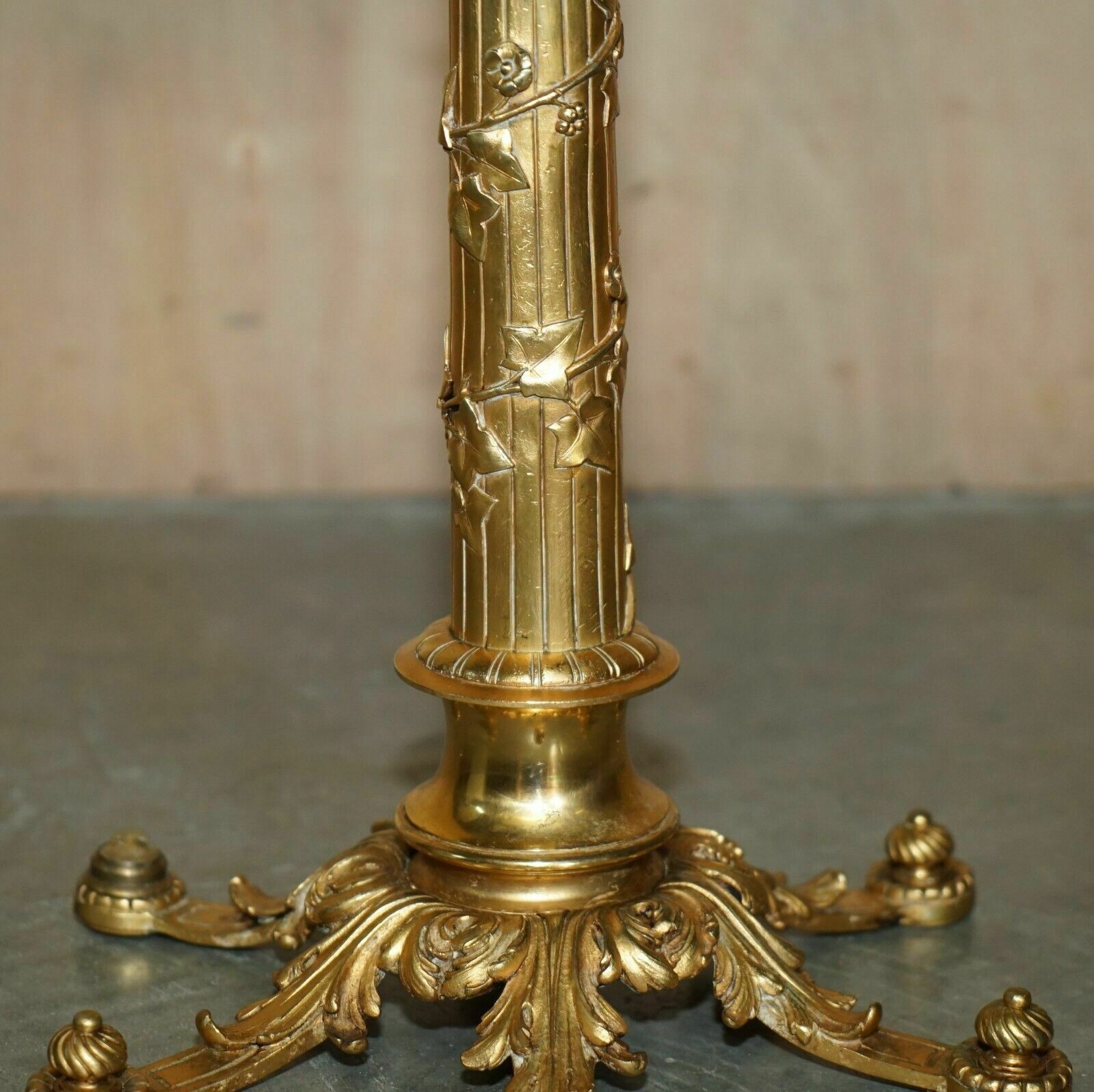 photo furniture Exquisite Antique Circa 1900 Brass Side End Lamp Table With Thick Marble Top