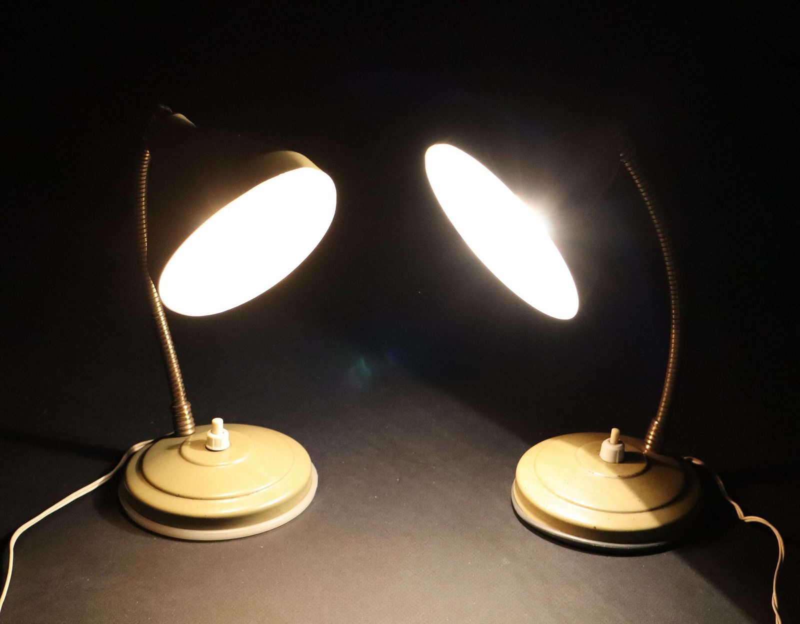 Mid Century Modern Cream Metal Desk Lamps