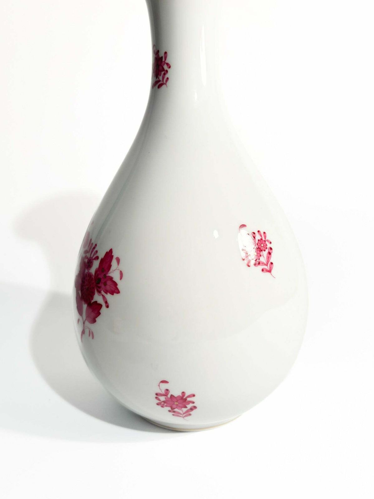 Herend Apponyi Pink Porcelain Vase From The 1950s photo vintage
