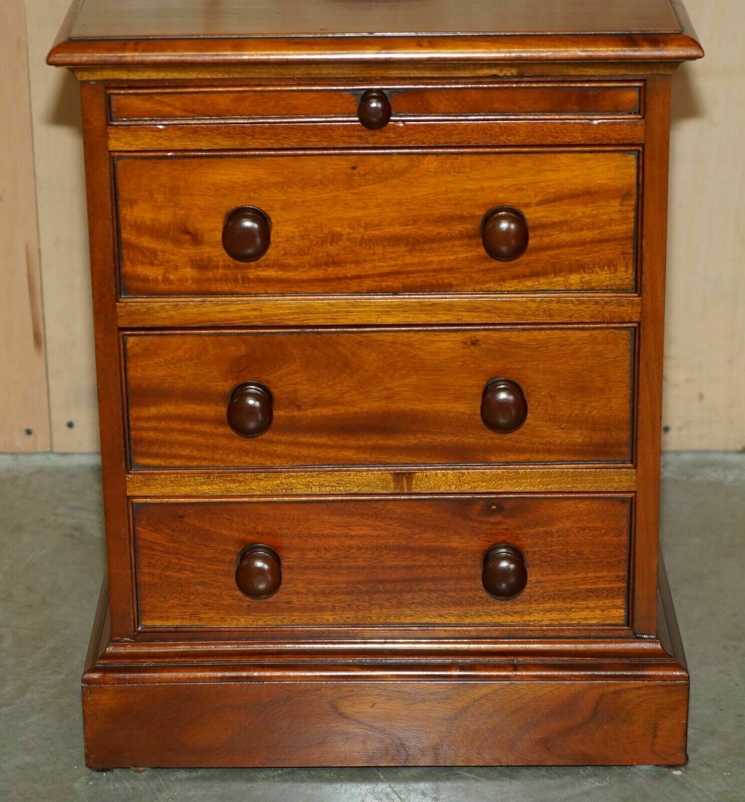 Pair Of Vintage Flamed Mahogany Bedside Table Nightstand Drawers Part Suite photo buy