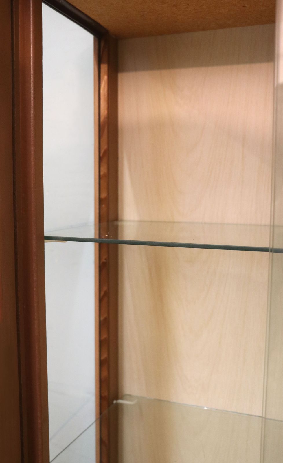 photo vintage A Lovely Post Second World War Melamine Finish Display Cabinet.
