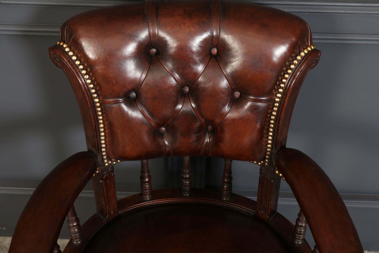 Pair Of Victorian Mahogany & Buttoned Leather Captains Desk Chairs photo vinterior