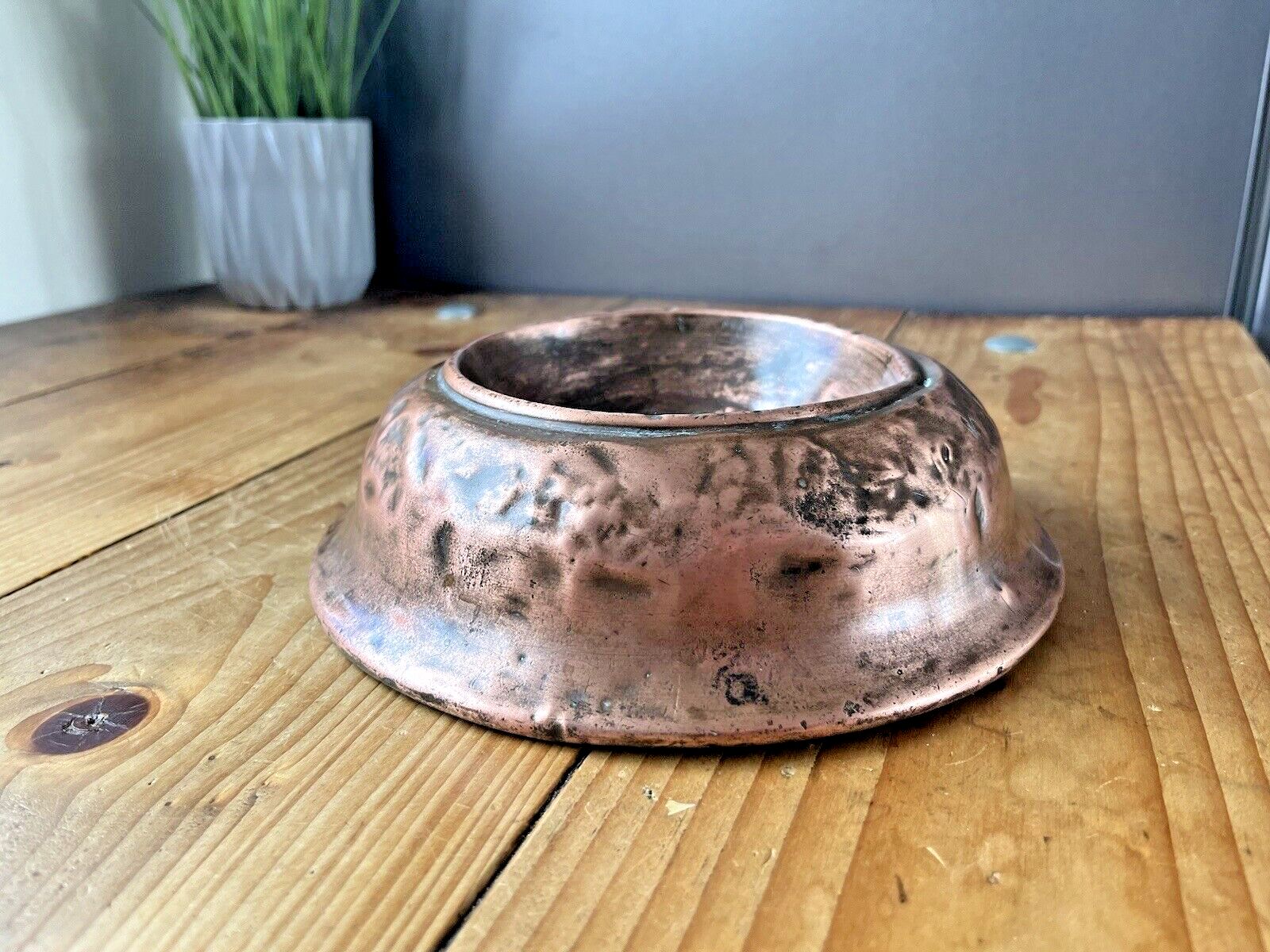 Antique 19th C Arts & Crafts Beaten Copper Dog Bowl Cat Pet Dish Food Water photo vintage