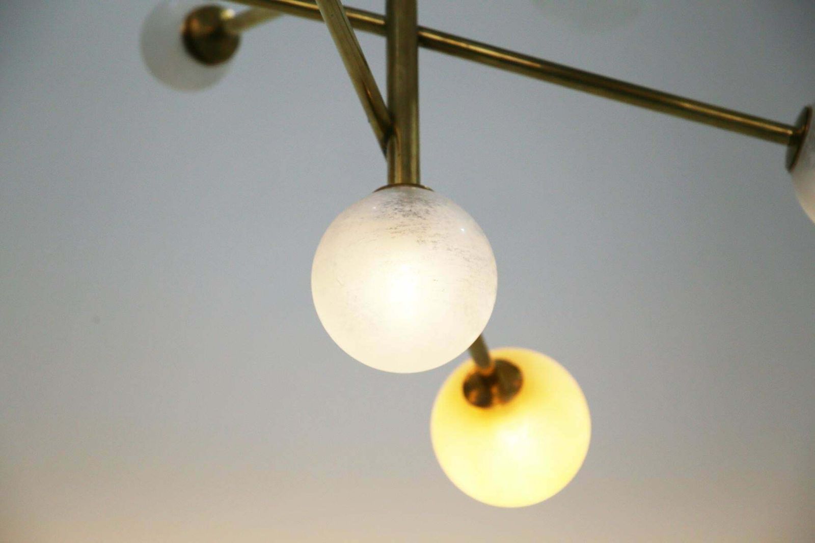 photo furniture Italian Ceiling Chandelier In Glass And Brass Contemporary