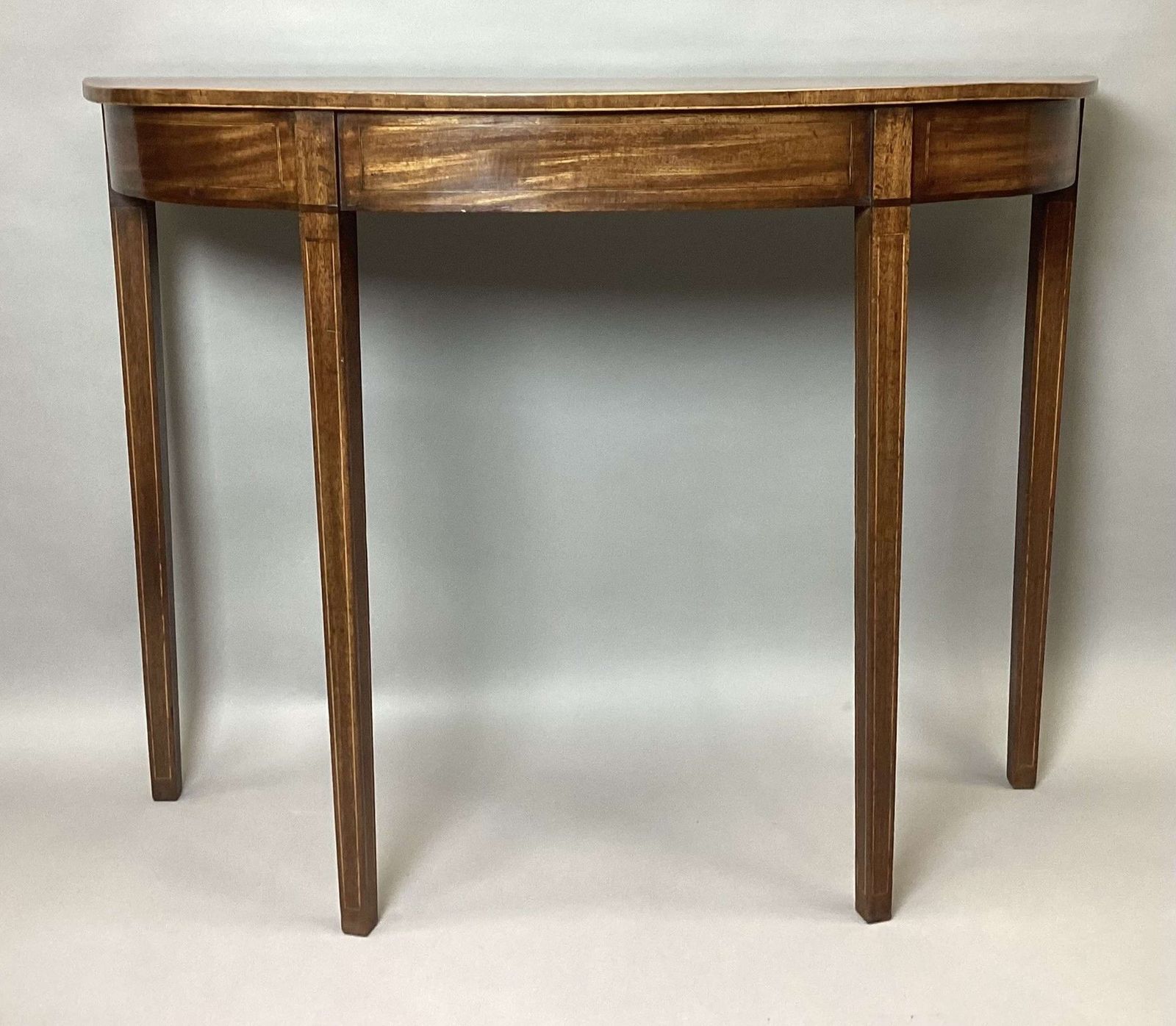 A Fine George III Mahogany Hepplewhite Side Table / Console Table photo furniture