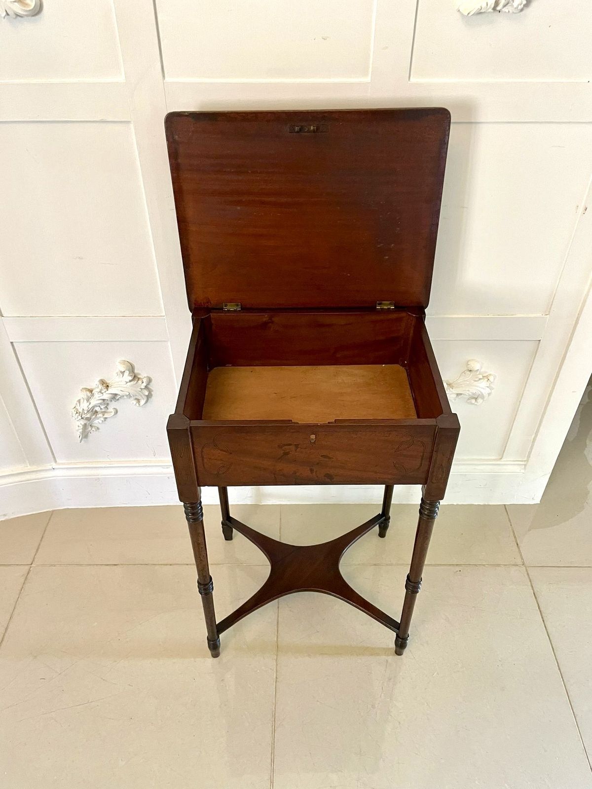 Antique Regency Freestanding Quality Mahogany Inlaid Side Table photo vinterior