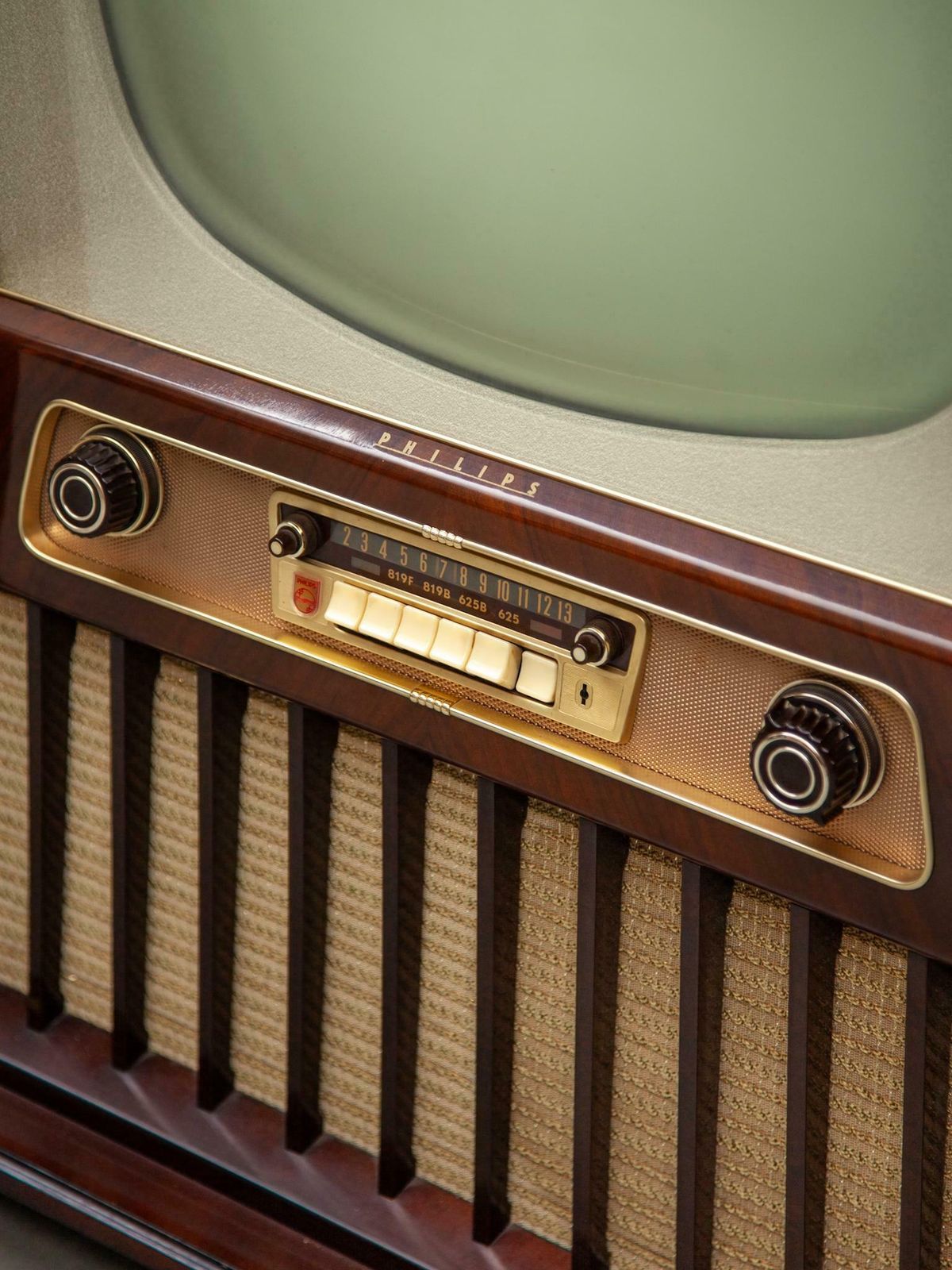 De Coene Furniture Music Box And Speakers, Blue Tooth photo Home Decor