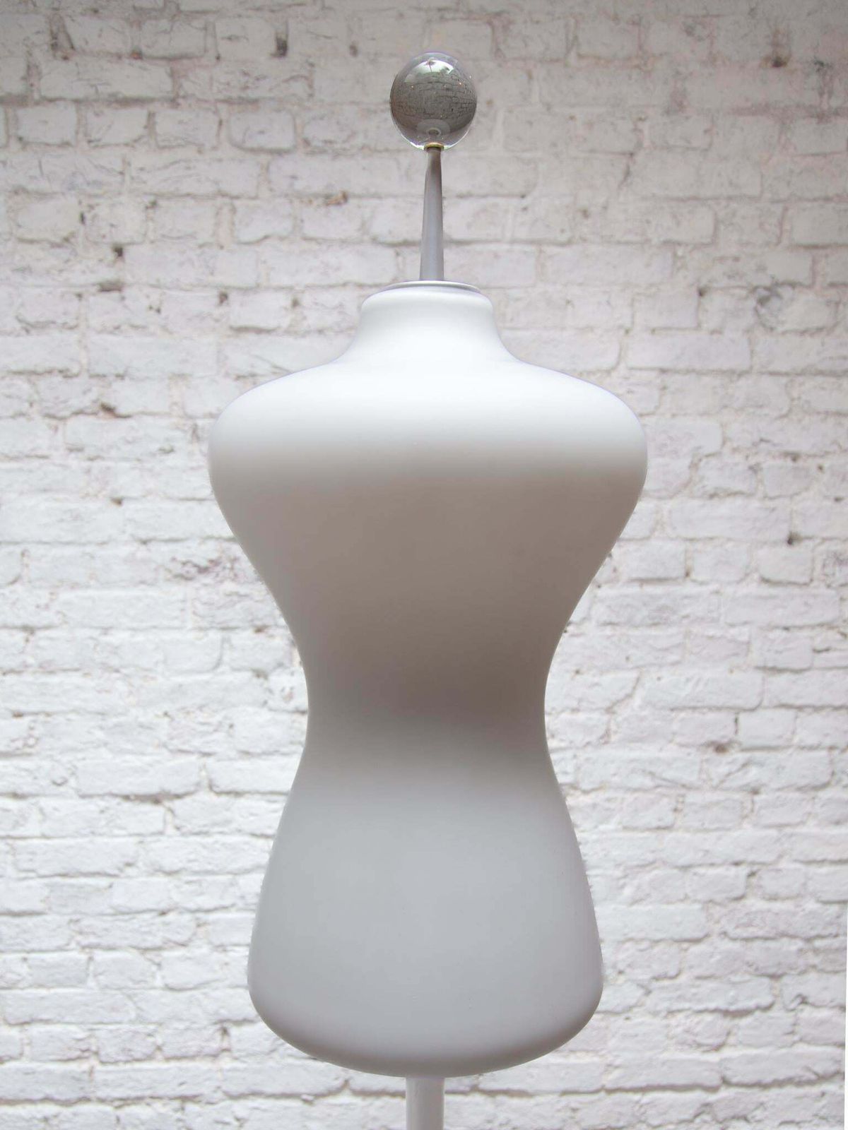 Midcentury Modern Murano Due Opaline Glass Shade Floor Lamp, 1980s photo vintage