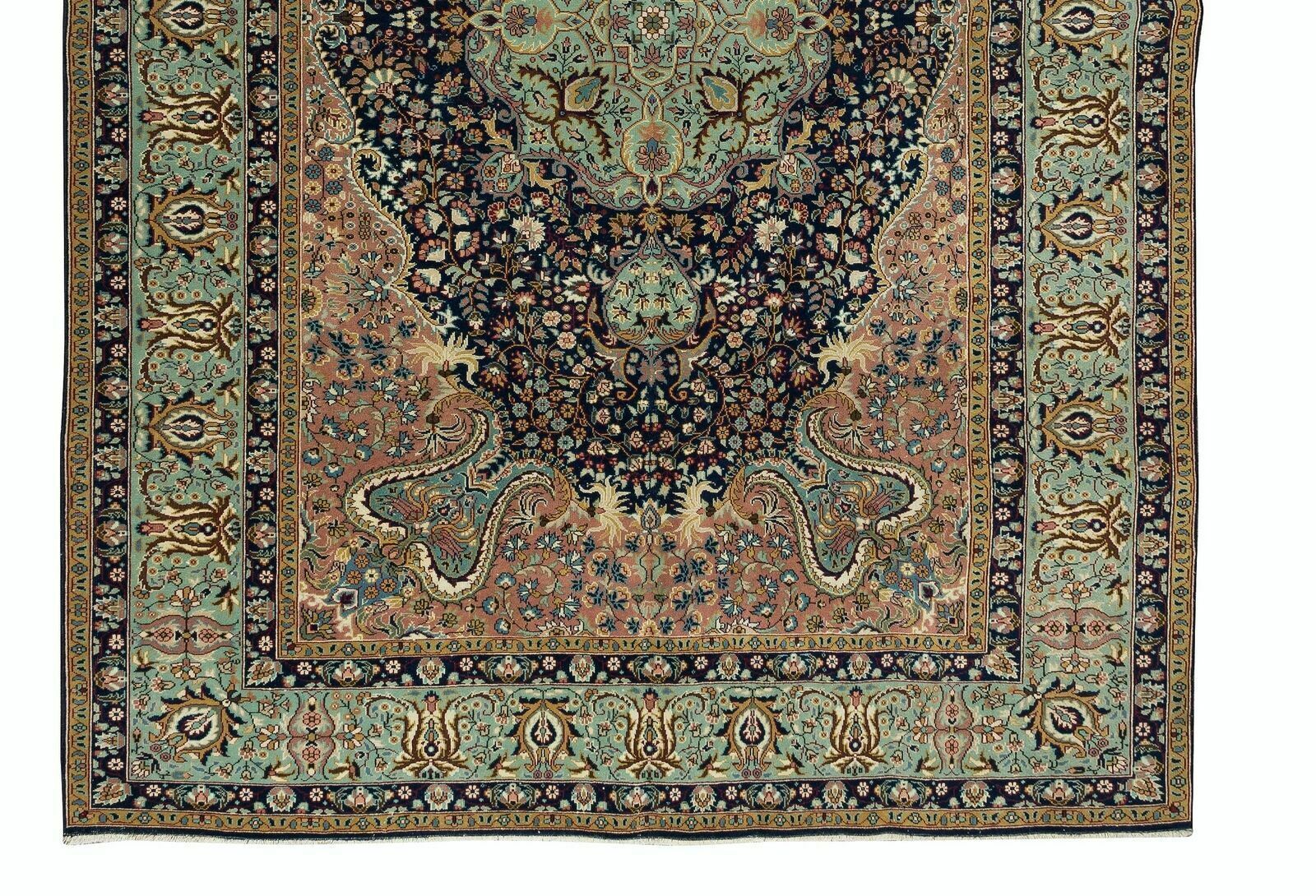 Traditional Vintage Handmade Turkish Area Rug With Geometric Design photo 1150.0
