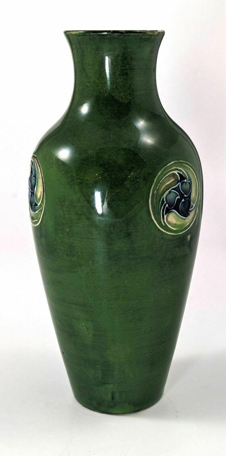 A Macintyre & Co. Flamminian Ware , William Moorcroft,Made For Liberty & Co photo furniture