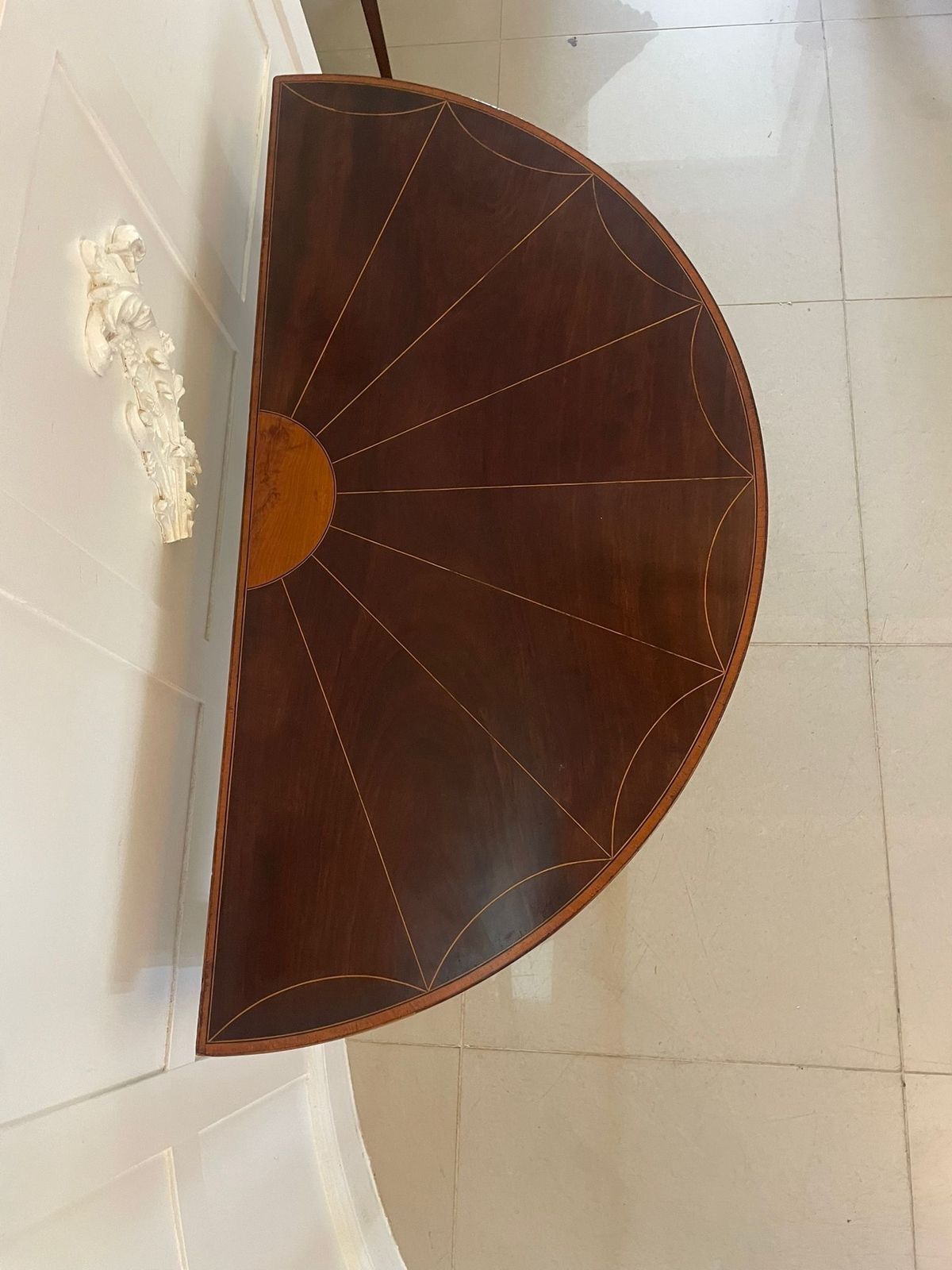 photo furniture Fine Quality Antique 18th Century Mahogany And Satinwood Inlaid Demi Lune Shaped Card Table