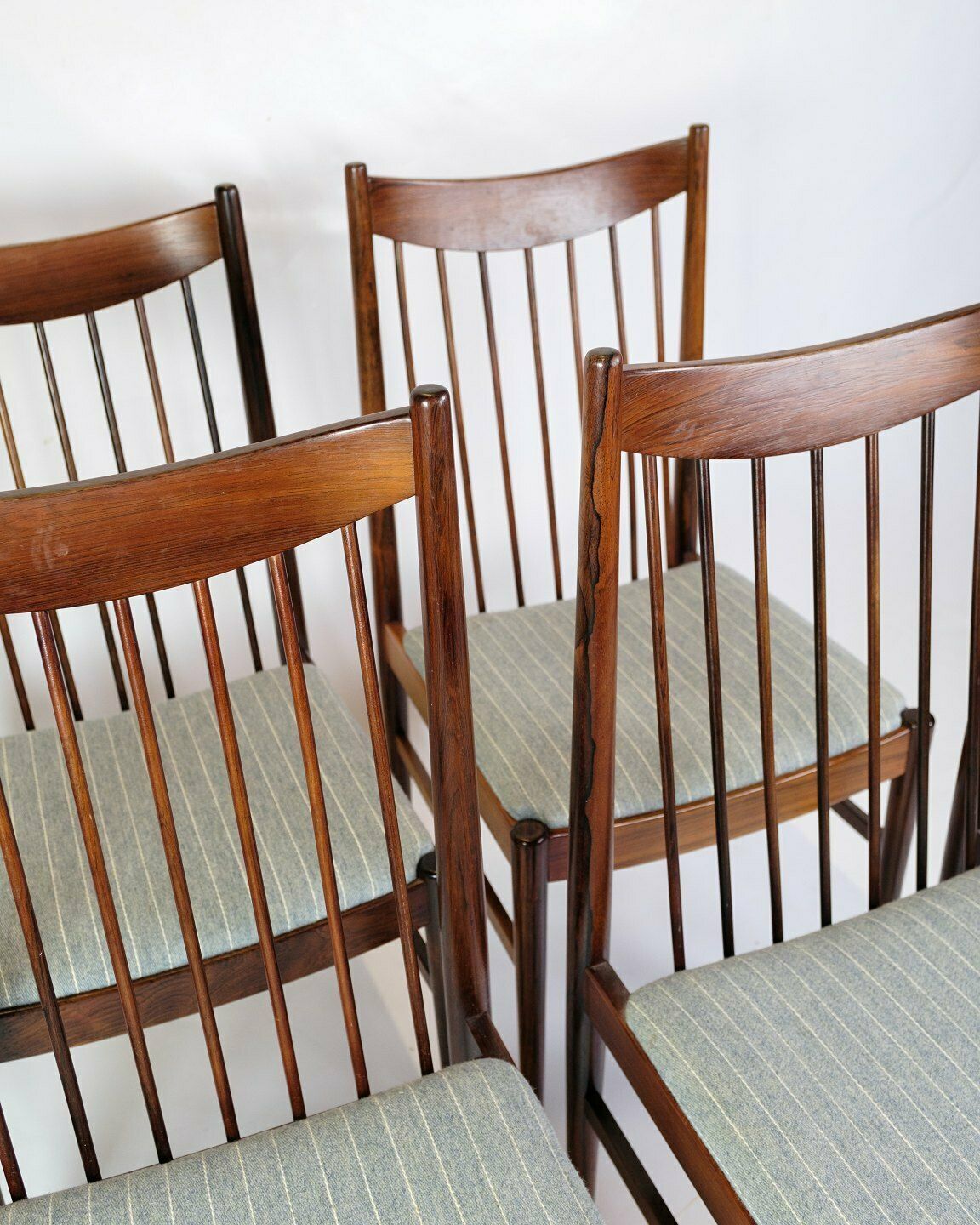 Set Of 8 Dining Charis Model 422  In Rosewood & Gray Fabric By Arne Vodder From 1960s photo furniture