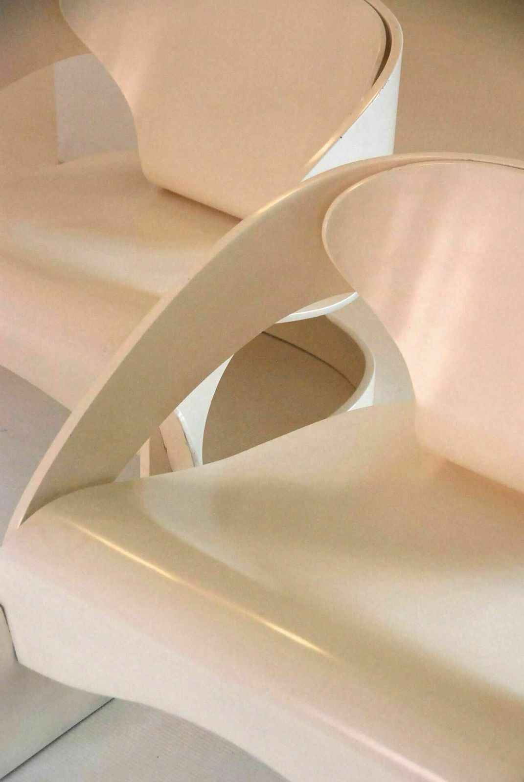 photo vintage Mid Century. Model 4801 Plywood Pair Of Armchairs Available. Sold Separately. Listing For One Chair. By Joe Colombo, Italy, 1965