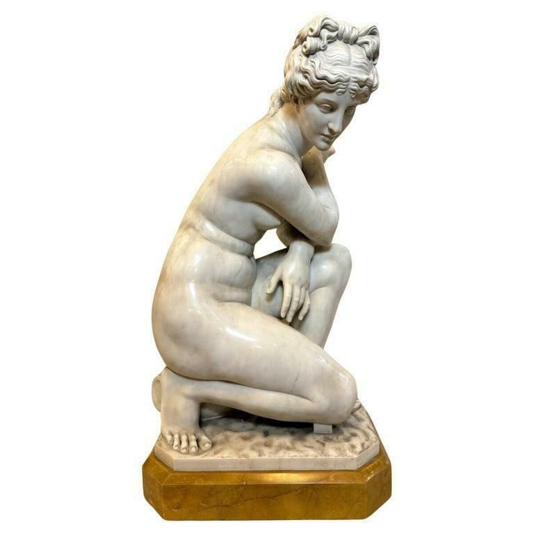 Cav. F. Palla, Marble Sculpture "Vénus Accroupie", Italy, 19th photo for sale