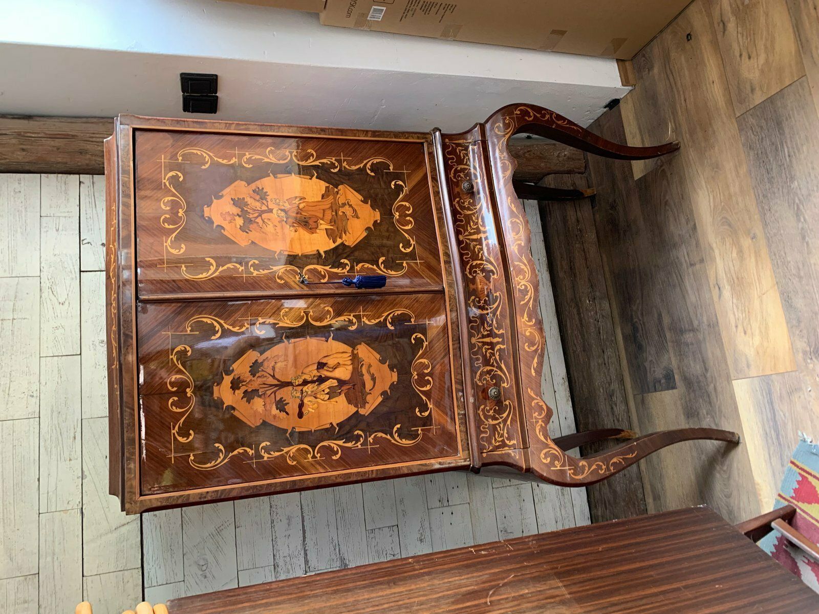 Vintage Italian Inlaid Burr Cocktail Cabinet, 1950s photo for sale