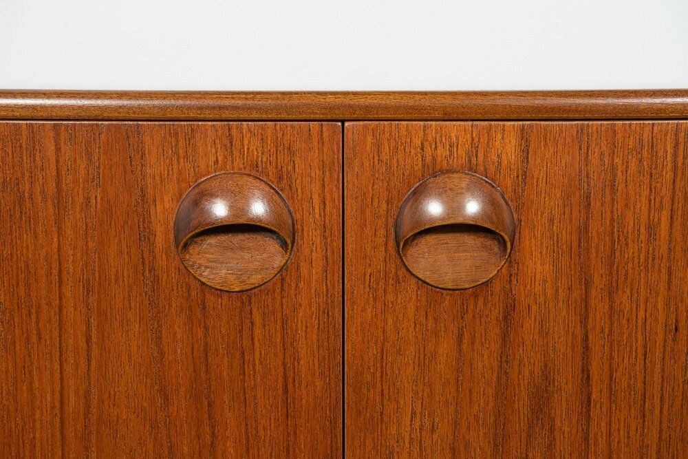 photo vintage Mid Century Teak Sideboard By Tom Robertson For McIntosh, United Knigdom, 1960s
