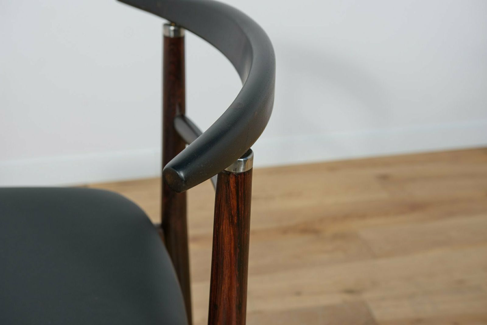 photo vintage Rosewood Dining Chairs By Helge Sibast & Børge Rammerskov, Denmark, 1960s, Set Of 4