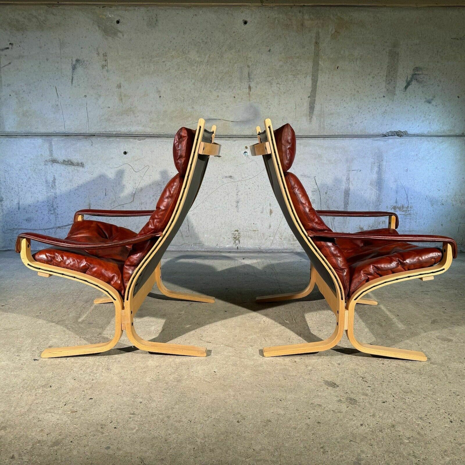 photo vinterior ( One Sold ) Pair Of Siesta Armchairs & 2 Footstool Cognac Leather Ingmar Relling
