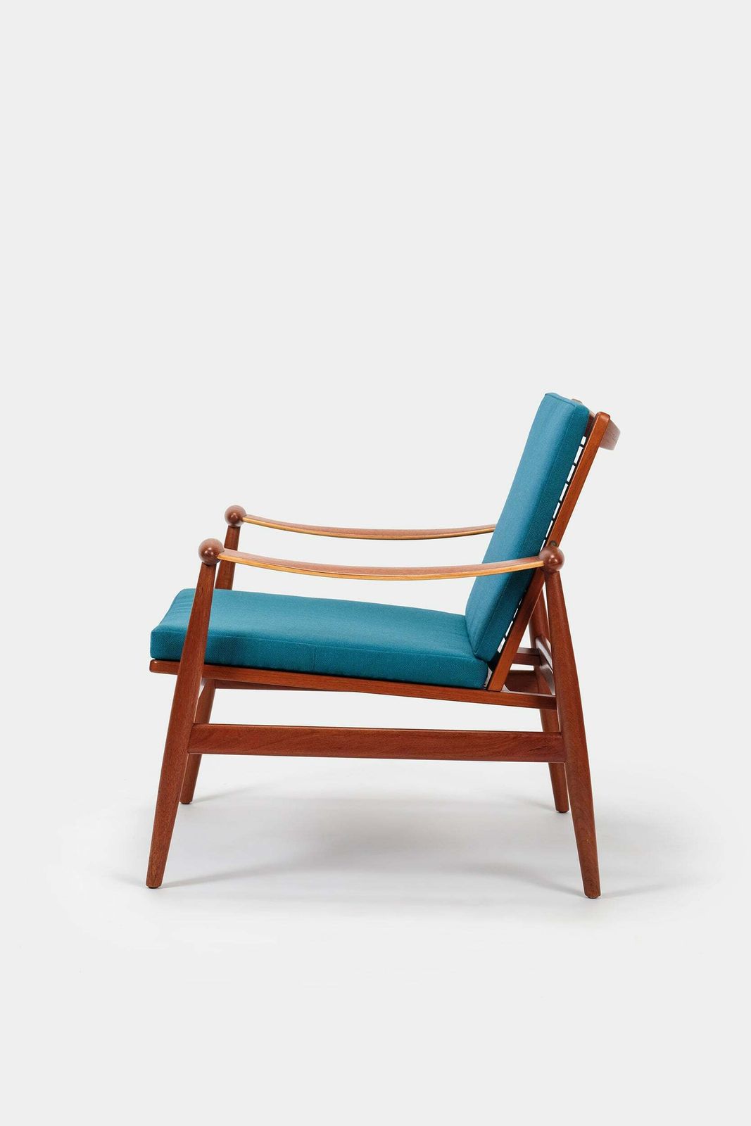 Finn Juhl, Pair Of "Spade" Armchairs, Denmark, 50s photo vinterior