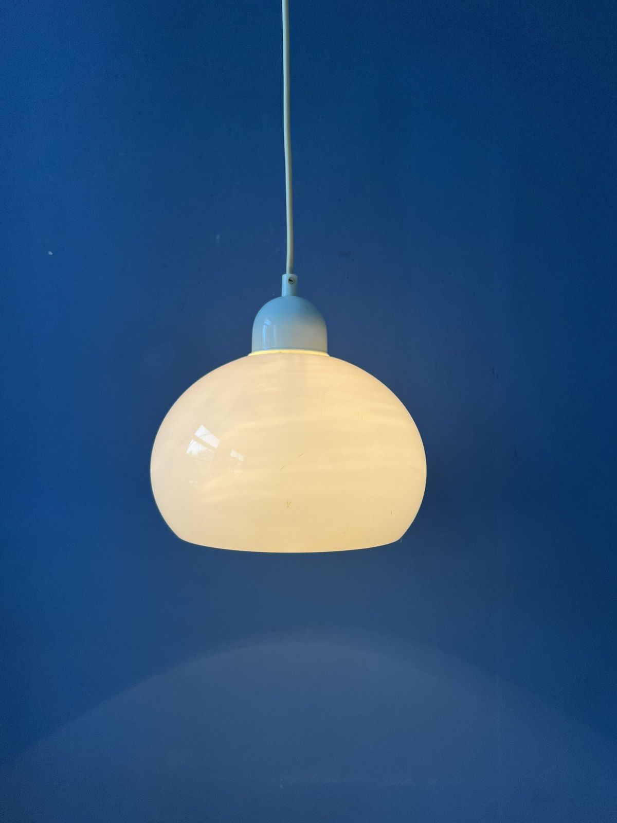 Kleine Witte Space Age Paddenstoellamp photo Verlichting