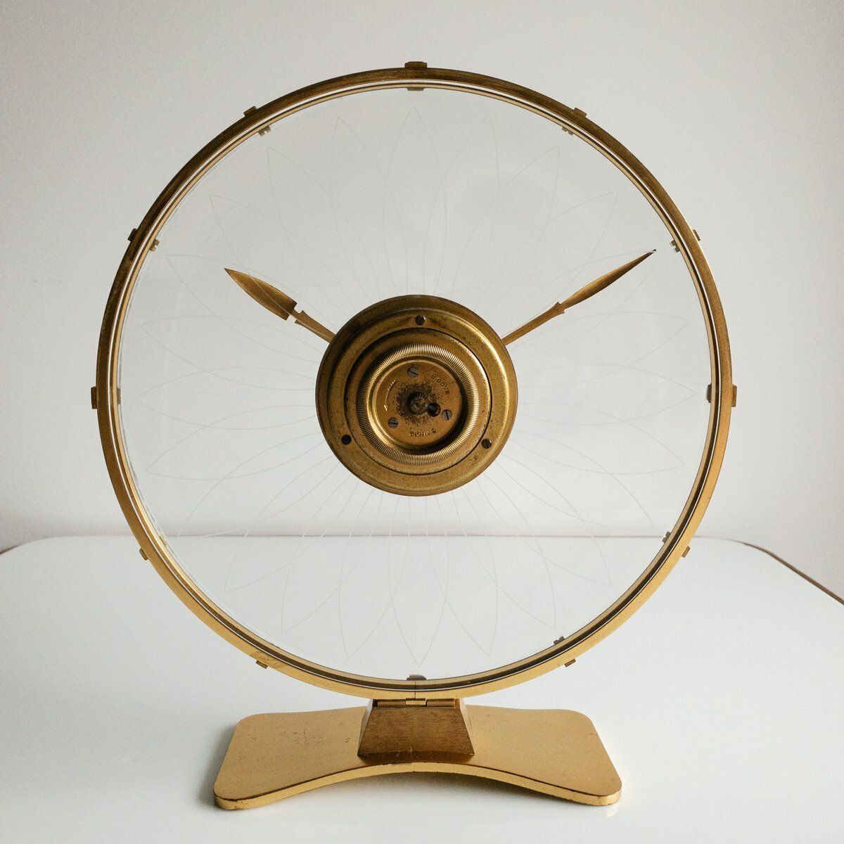 photo vintage Art Deco Table Clock By Heinrich Möller For Kienzle International, 1930s