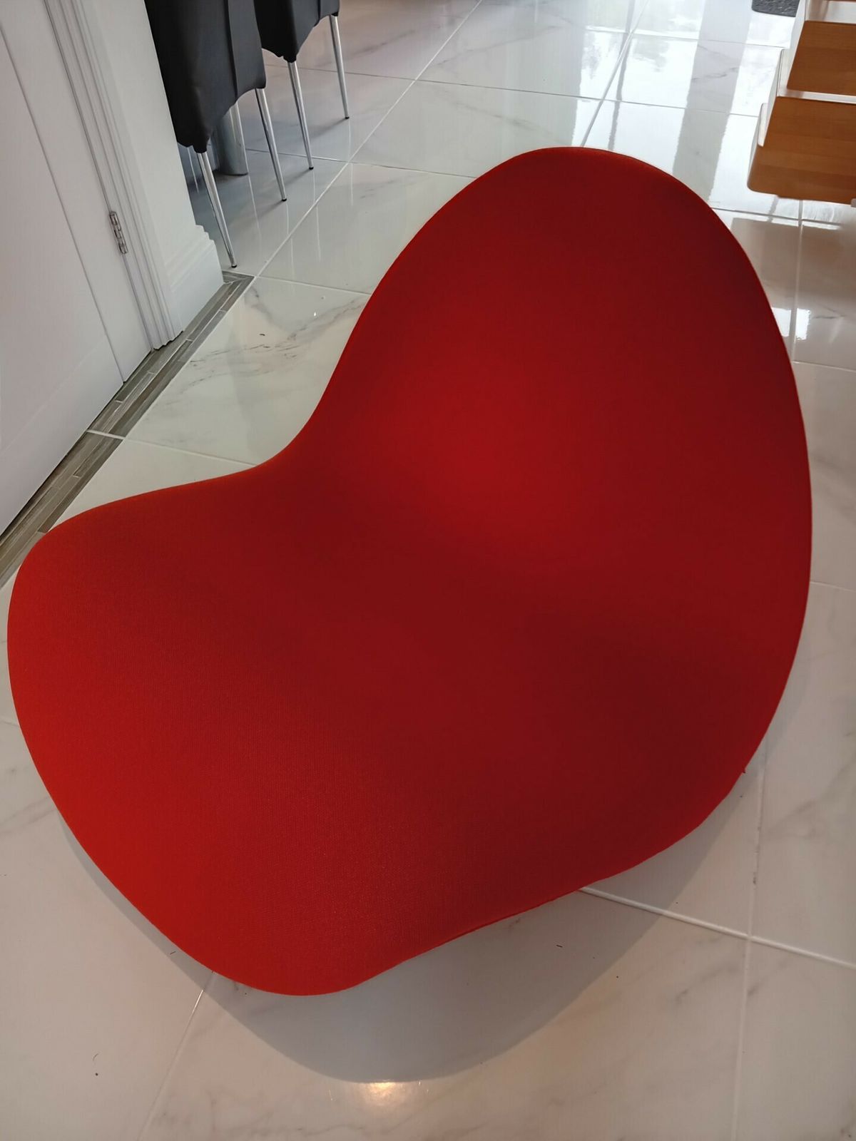 Pierre Paulin Tongue Chair 9 (1) photo Furniture