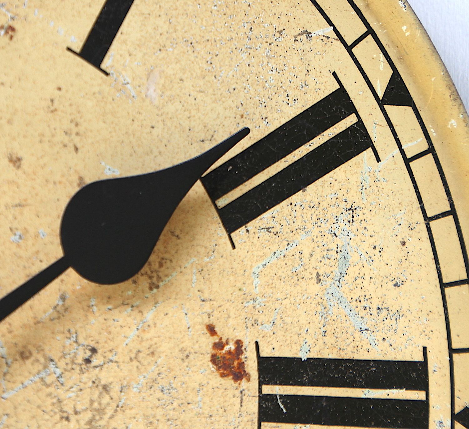 photo furniture Early 20th Century Original Waiting Room Type Wall Clock Dial. Fully Guaranteed
