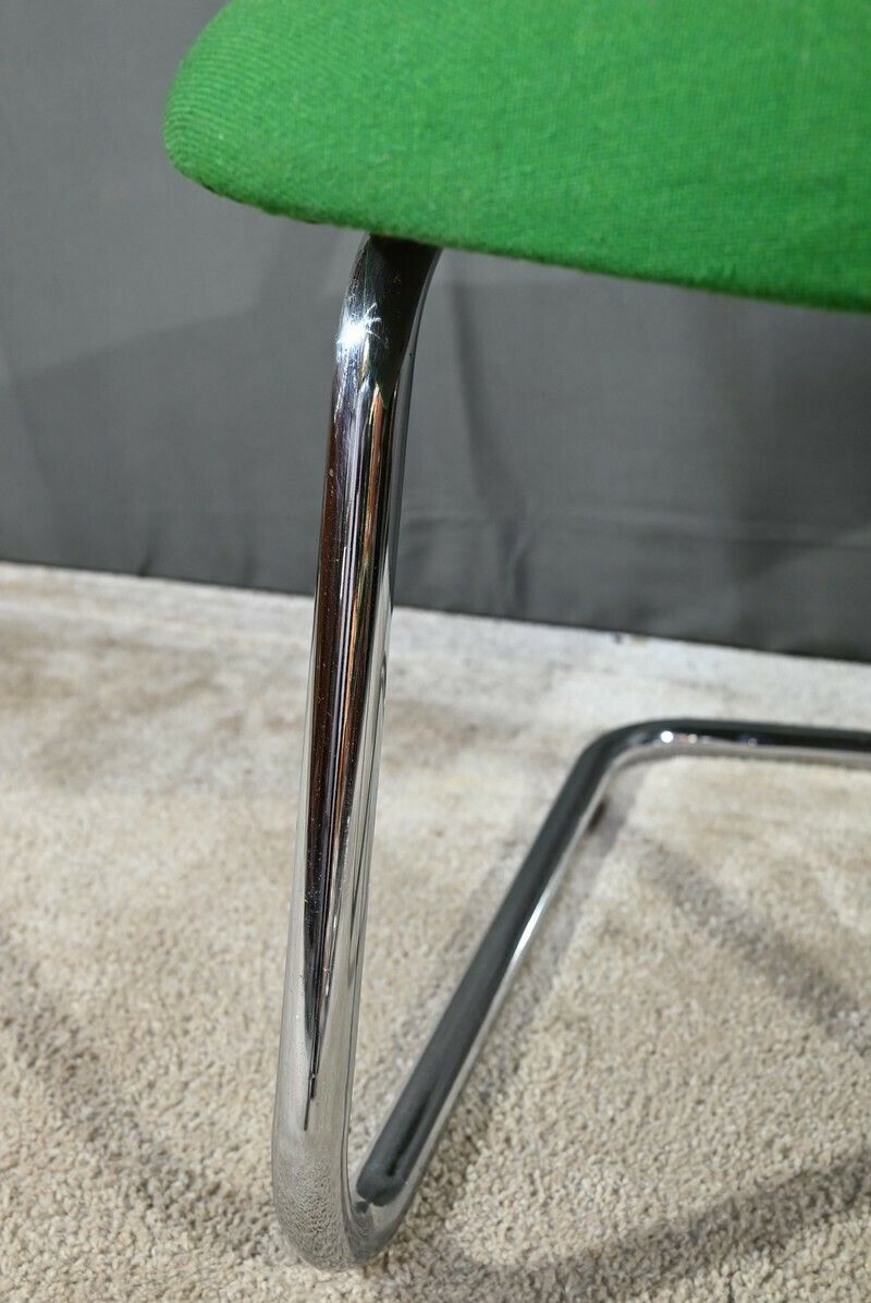 photo vinterior Pair Of Chairs, Attributed To Steelcase Strafor – 1970