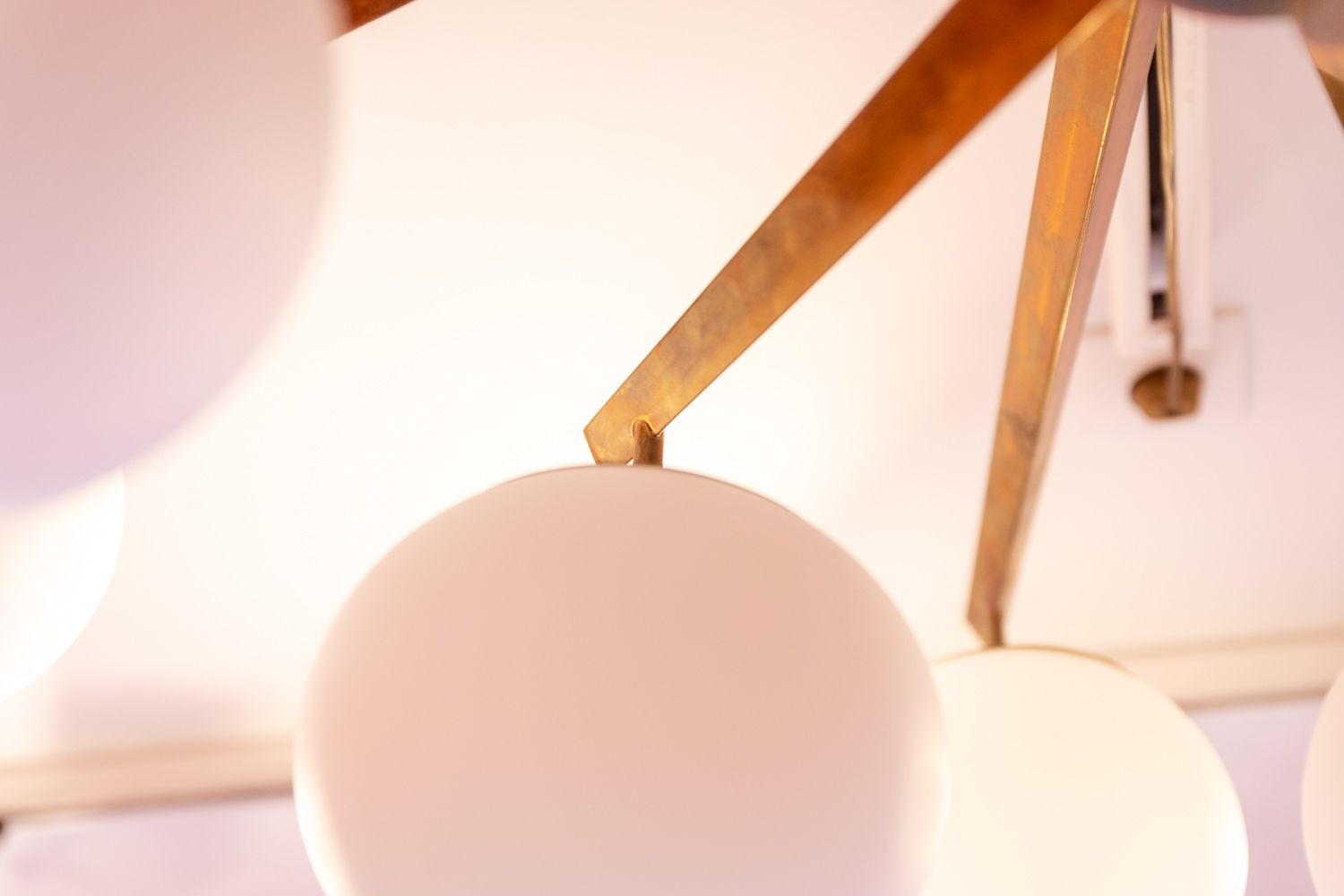 Angelo Lelli. Chandelier In Brass And Opaline. Contemporary. Ls54392108a photo vintage