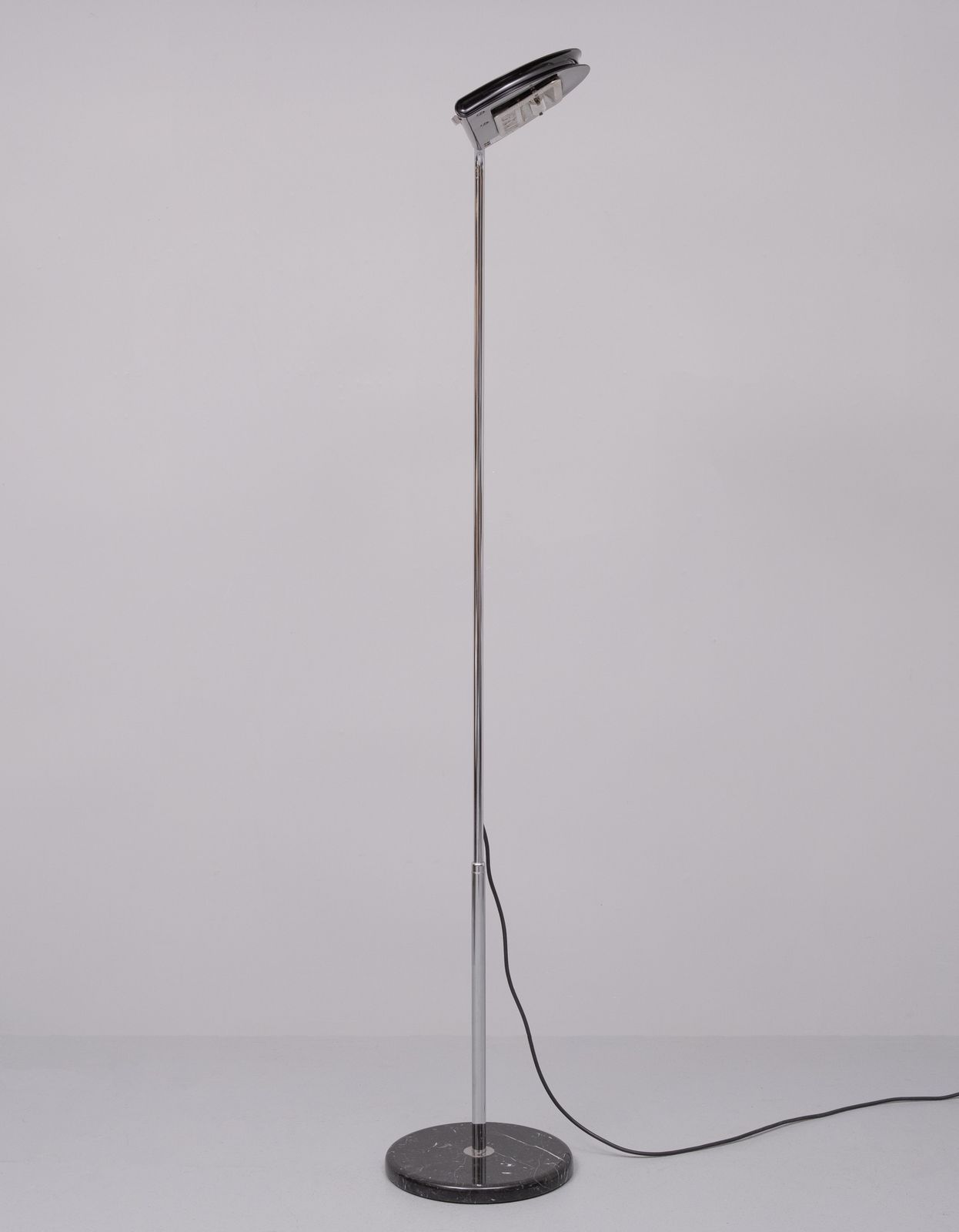 ‘Mezzaluna’ Floor Lamp, Bruno Gecchelin For Skipper 1970s Italy photo furniture