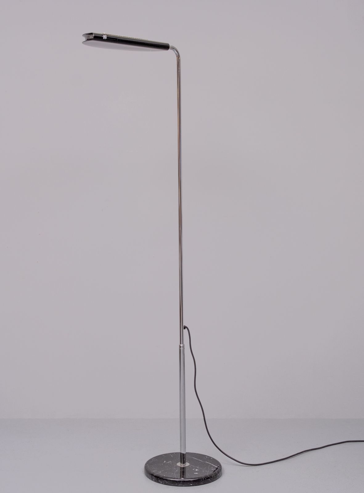 photo for sale ‘Mezzaluna’ Floor Lamp, Bruno Gecchelin For Skipper 1970s Italy