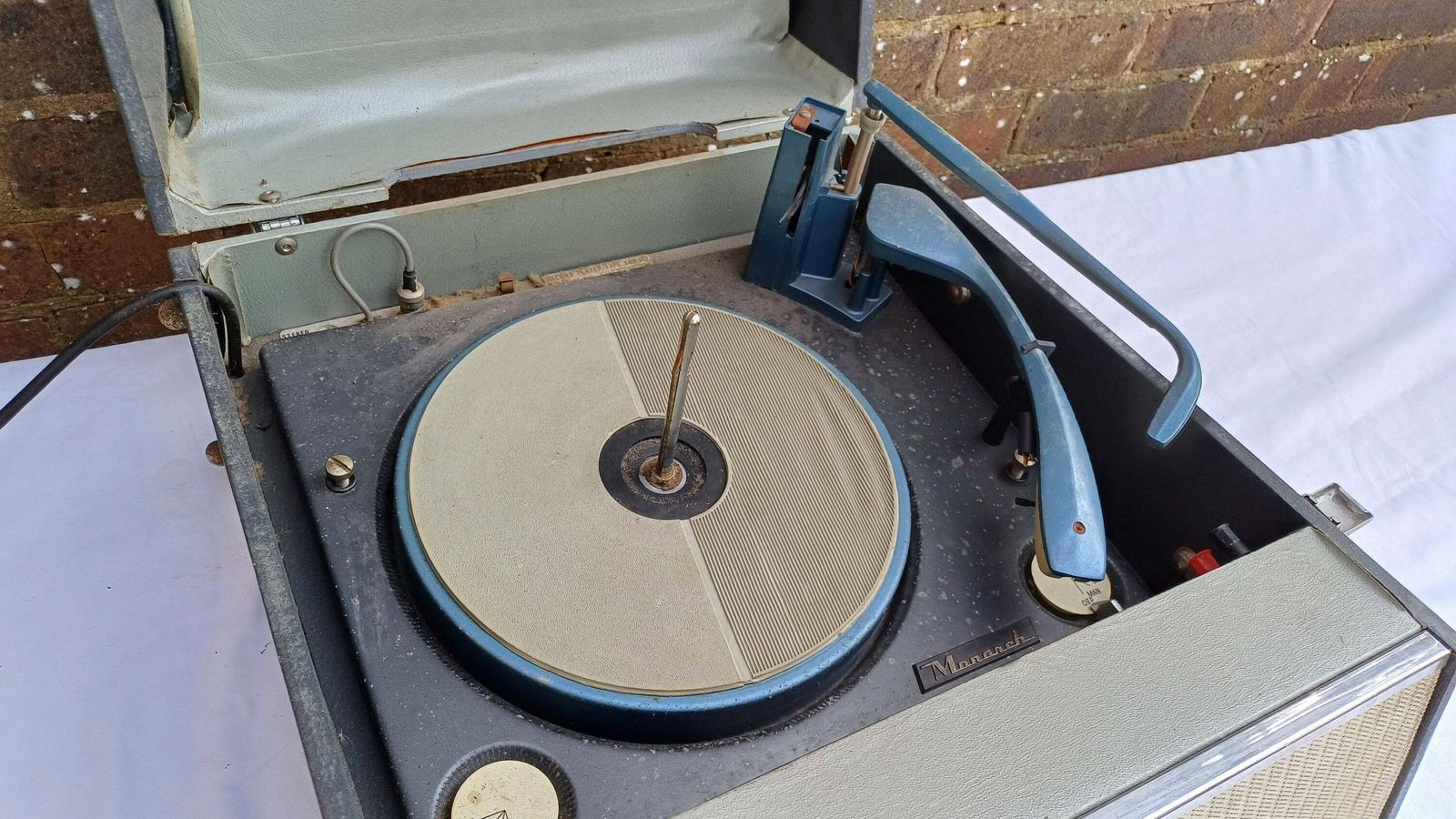 Vintage Retro Bush ‘Monarch’ Record Player Audio Collectible Audio. photo for sale
