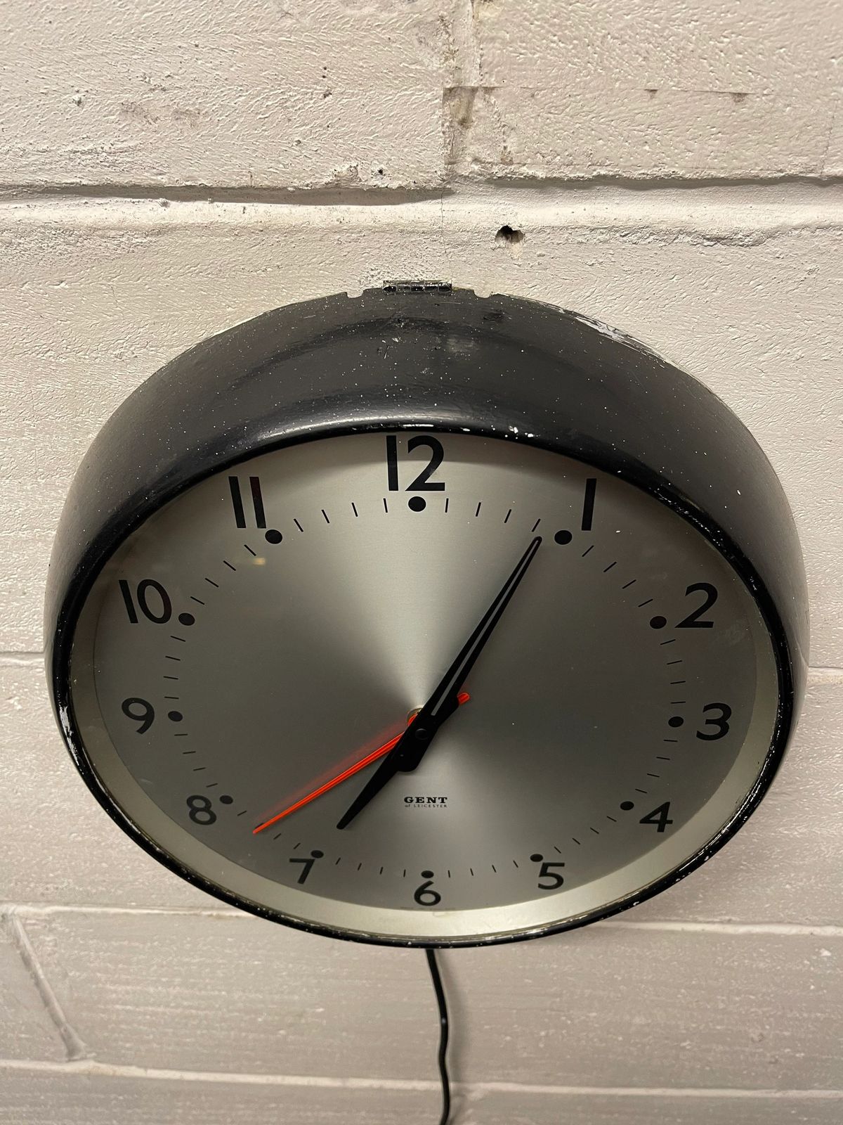 1960s Gents Of Leicester Electric Factory Clock photo 302.0