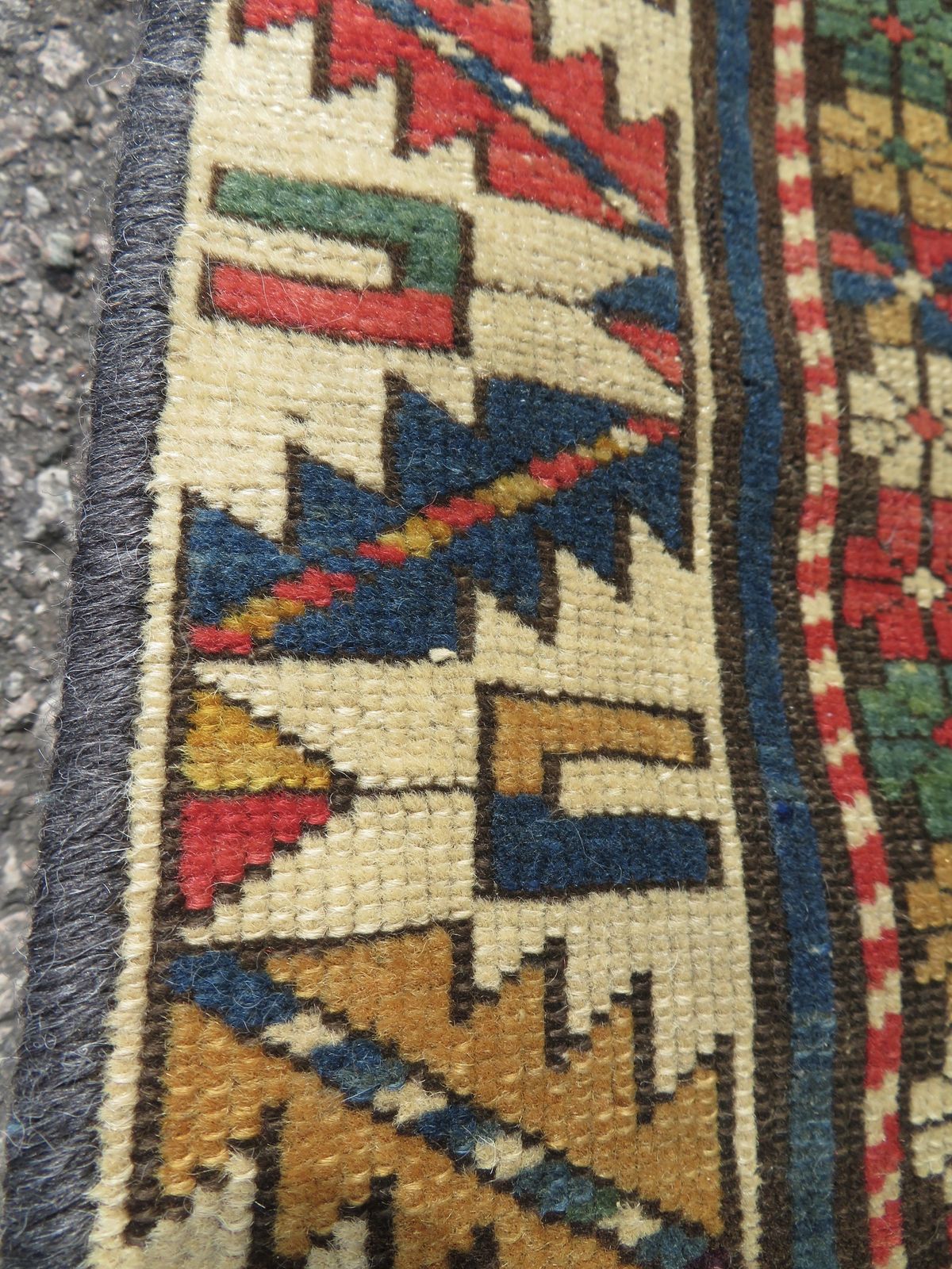 photo furniture Antique Caucasian Shirvan Narrow Runner. 290cm X 87cm.