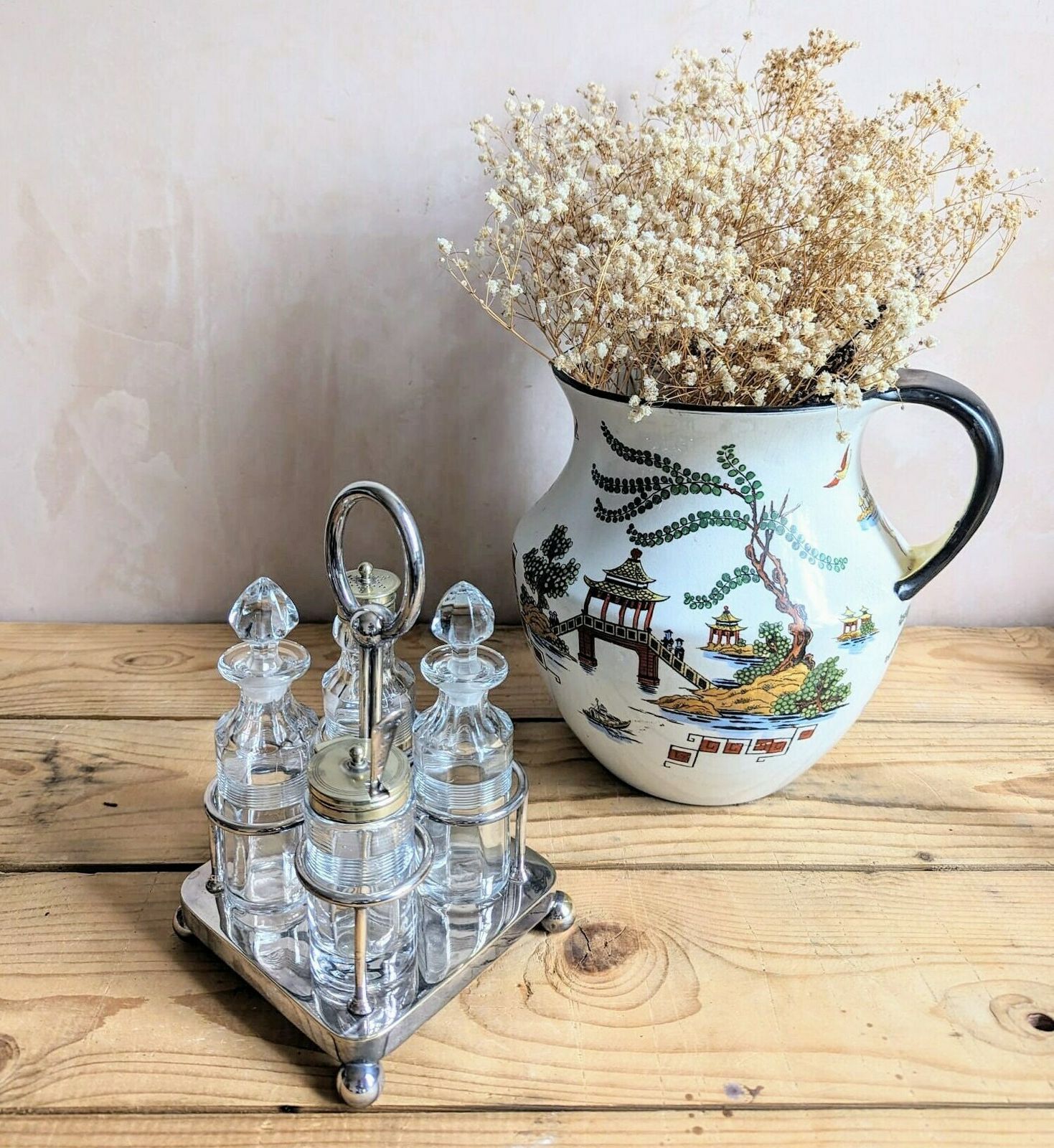 A Pretty Antique Marples And Co Silver Plated Cruet Set In Georgian Style   Tableware, Oil & Vinegar, Mustard Pot Salt Shaker photo Home Decor