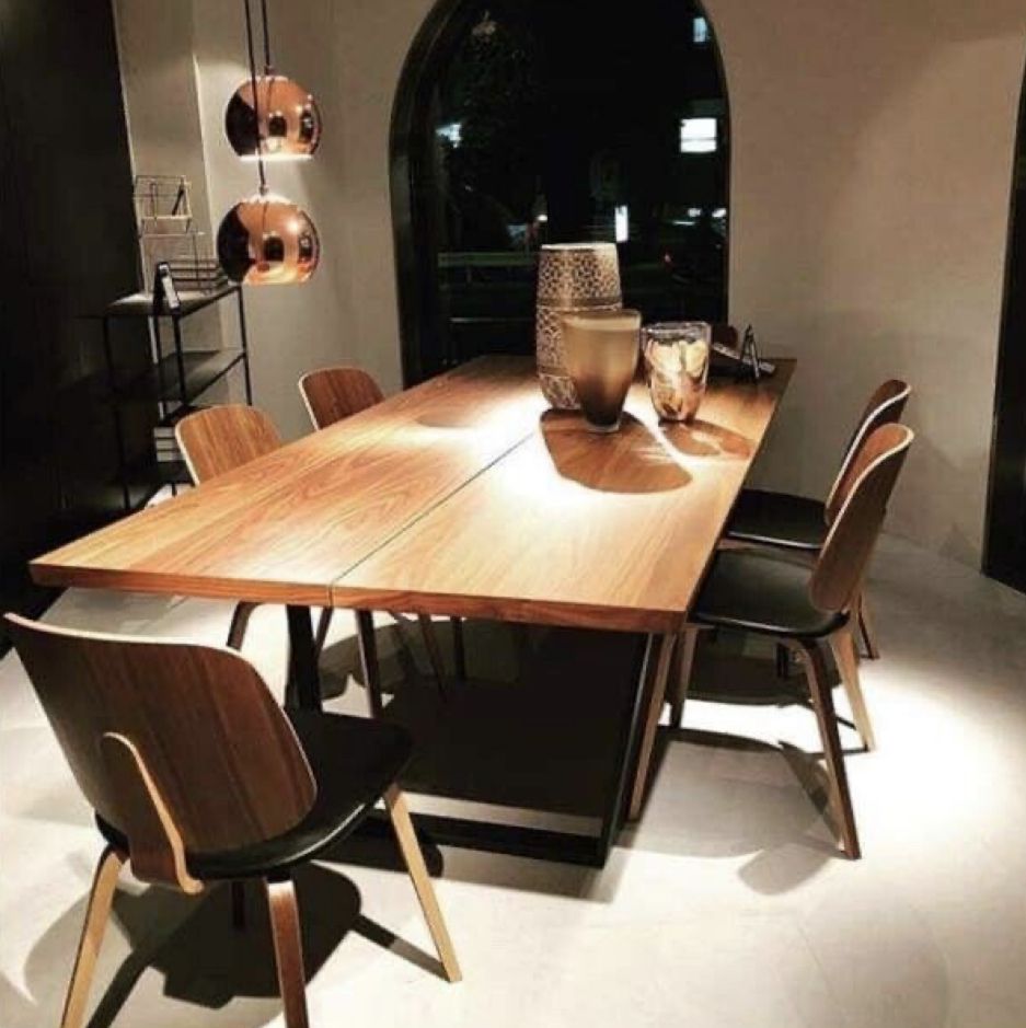 Boconcept Aarhus Dining Chairs Walnut & Black Leather Set Of Four photo vinterior