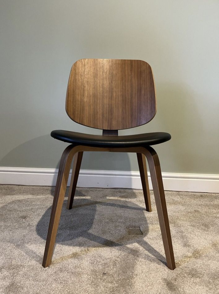 Boconcept Aarhus Dining Chairs Walnut & Black Leather Set Of Four