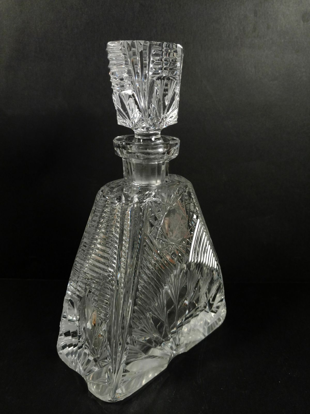 Decanter / Crystal Diamant Cut photo Home Decor