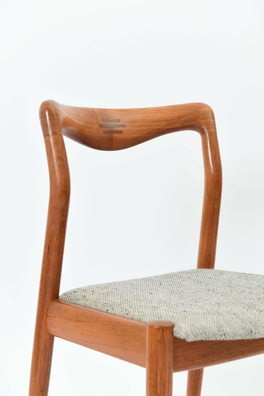 Set Of 2 Mid Century Danish Dinning Chairs By H.W. Klein photo 1775.25