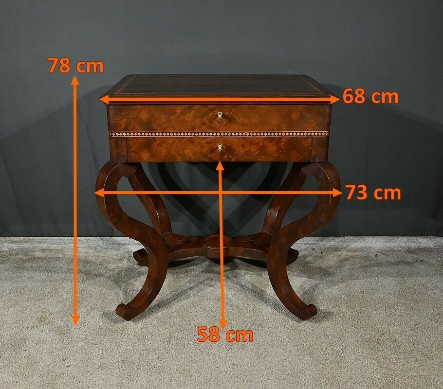 Burl Mahogany Dressing Table, Restoration Period – Early 19th Century photo vinterior