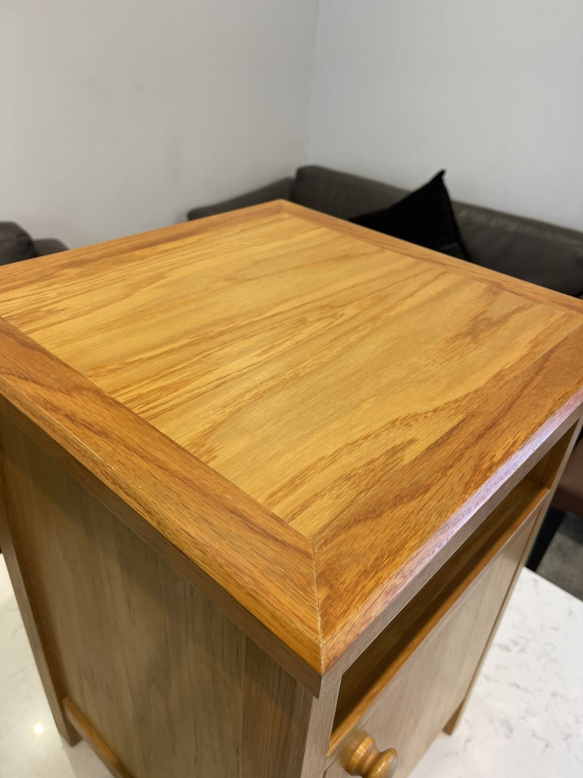 Oak Bedside Cabinet With Oak Veneer Panels And Solid Oak Lipping, Legs And Frame photo vinterior