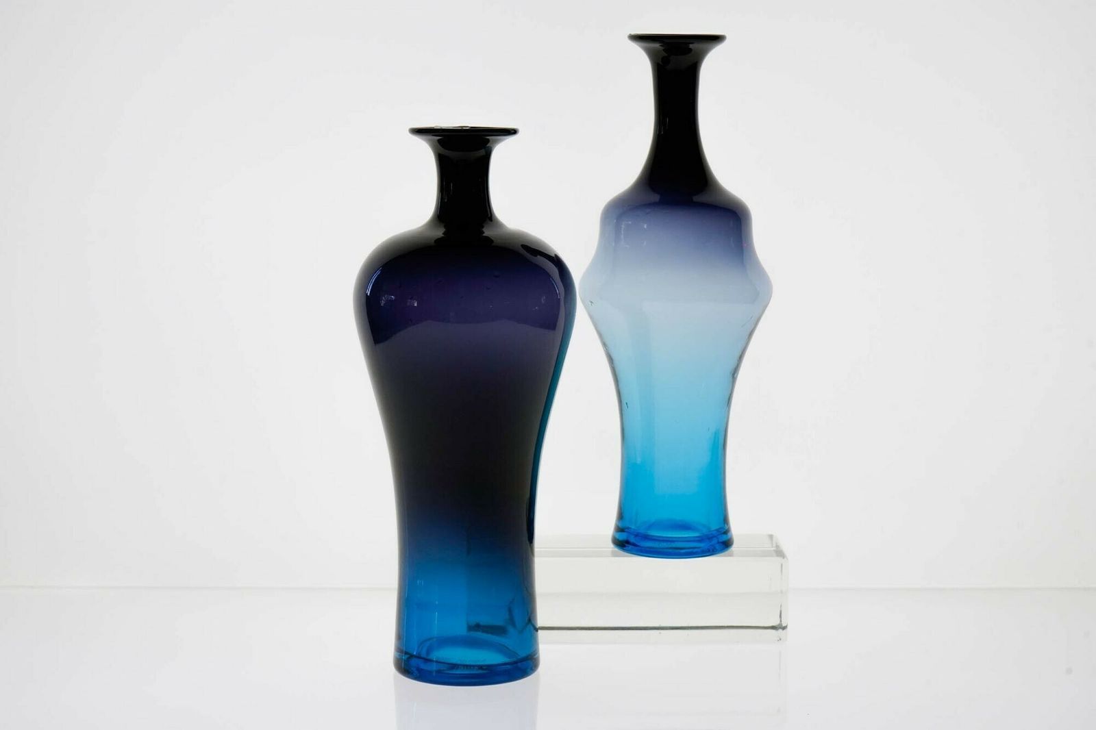 photo buy Pair Of Glass Vases. Veart Cobalto Aquamarine Fading. Paolo Venini Design.