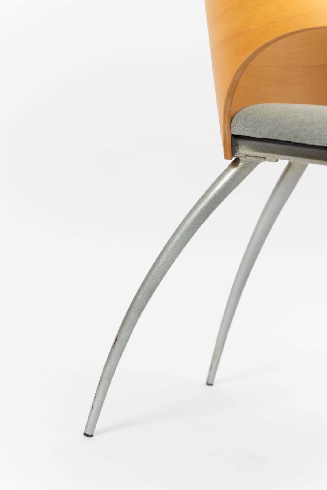 Set Of 2 Italian Postmodernist Chairs By Cattelan Italia photo vintage