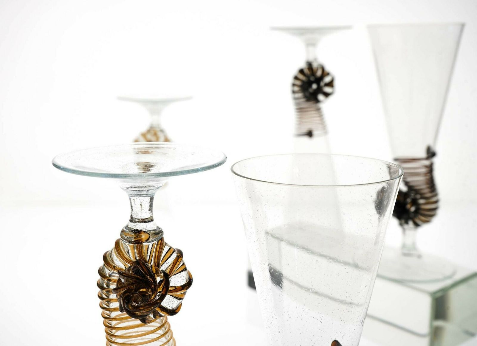 1800.0 Six Cenedese Nautilus Flutes Set, Brown Accent And Pulegoso Murano Glass Signed photo