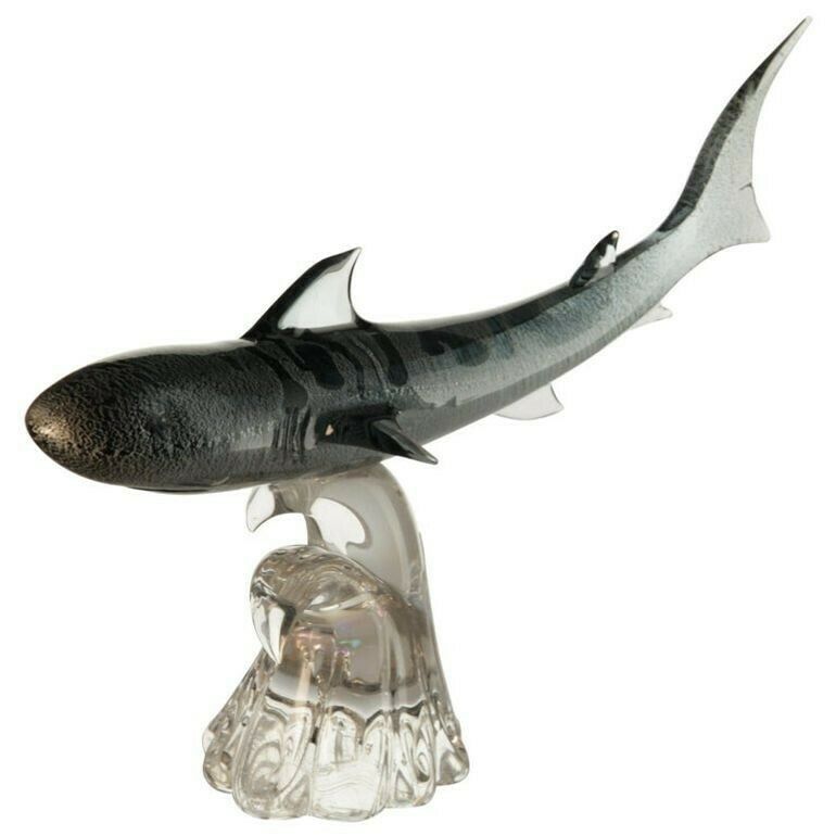 Roberto Camozzo For Wyland, Tiger Hunting Shark On Base Murano Glass 90s, Signed